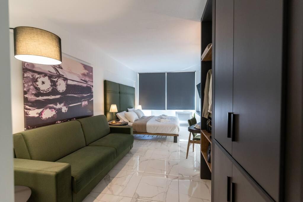 Mg Sapphire Junior Premium Suite Thessaloniki Exterior photo