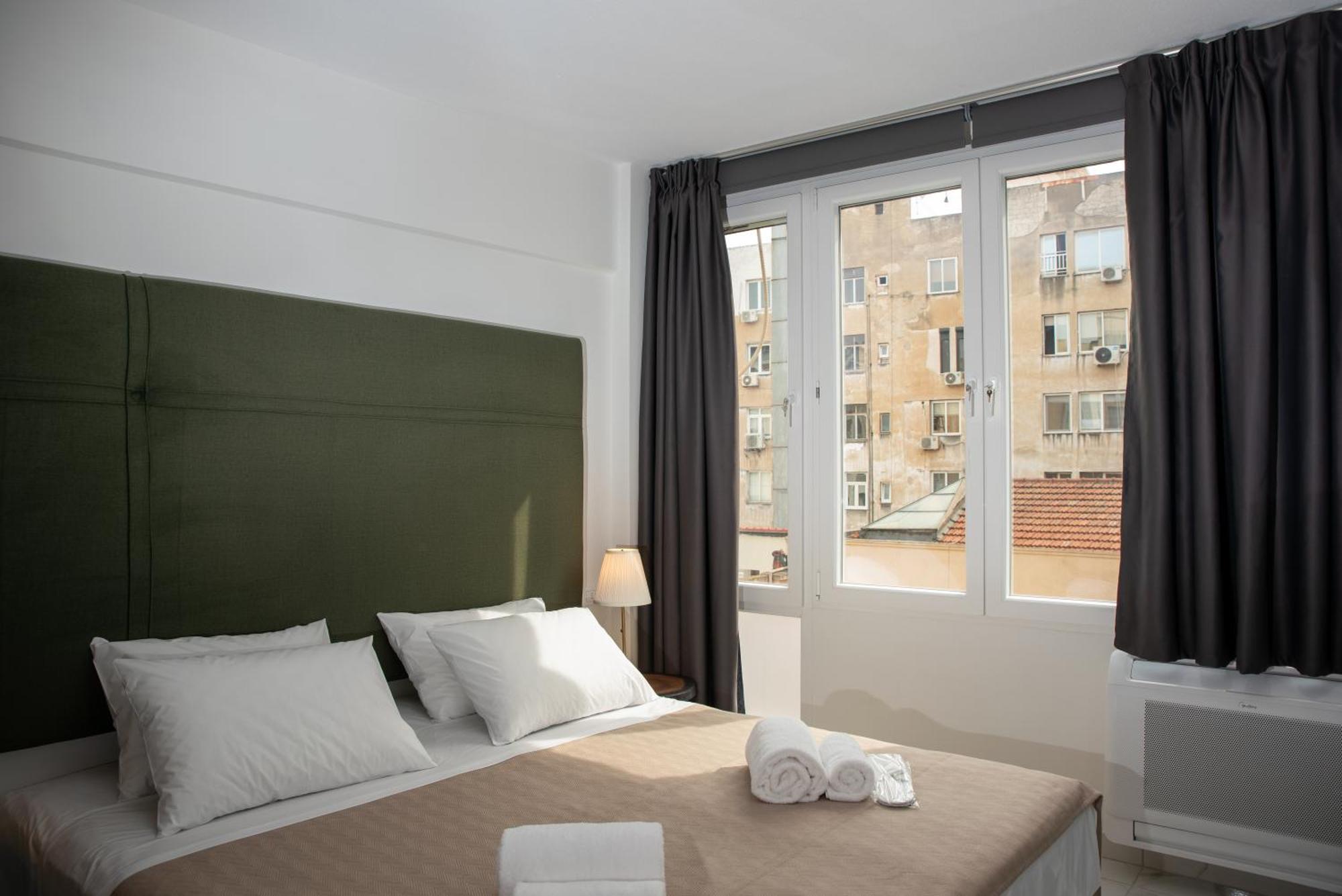 Mg Sapphire Junior Premium Suite Thessaloniki Exterior photo